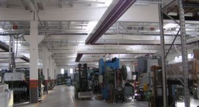 Realizziamo impianti elettrici industriali Bologna