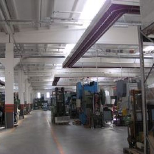 Realizziamo impianti elettrici industriali Bologna